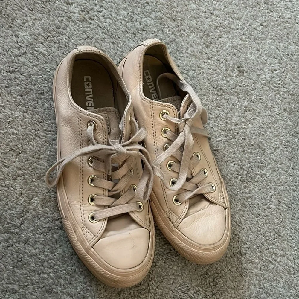 Converse Chuck Taylor All Star Blush Lo Leather Sneakers women's 7‎ men 5